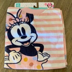 2 Pack Mini Mouse Slip On Bibs